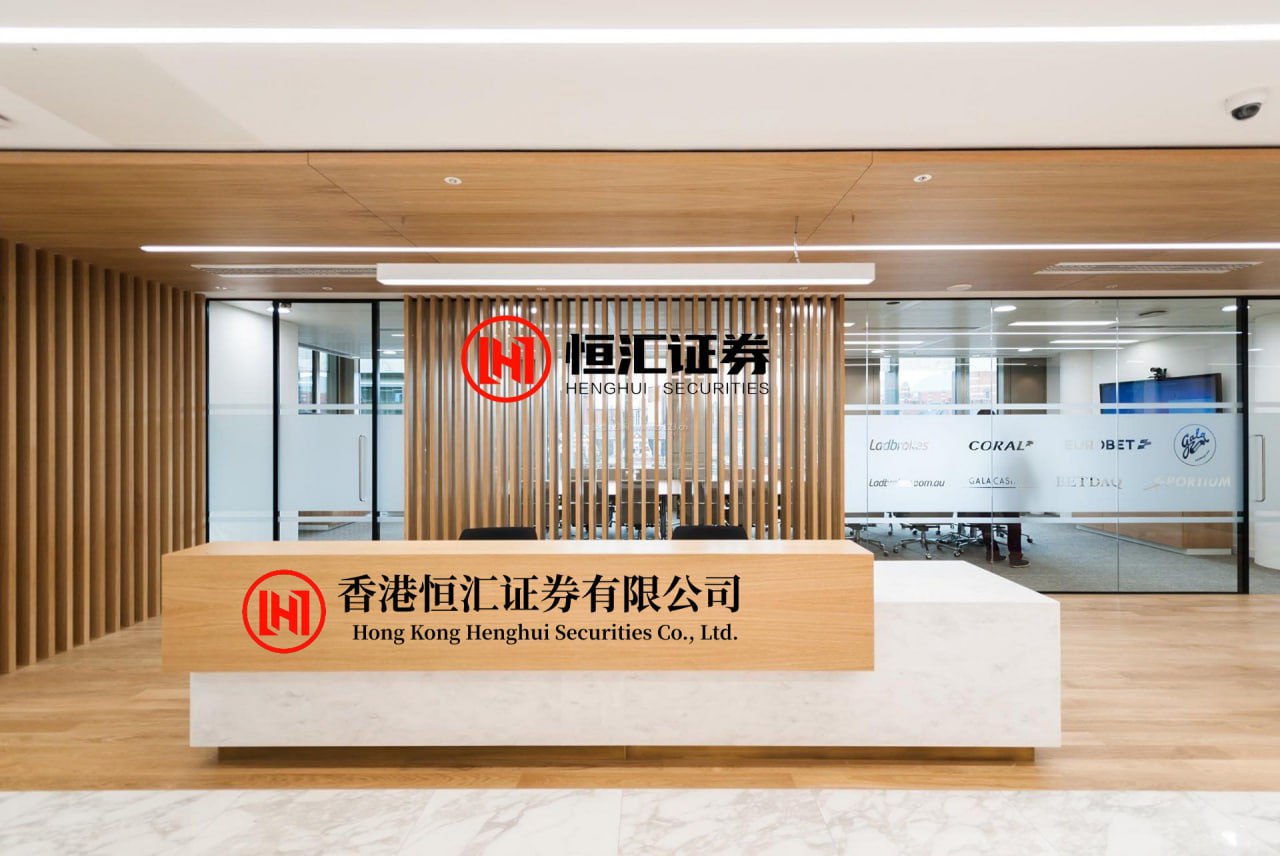 全智股配 马斯克也要造“AI分析师”：xAI大举招聘金融专家训练Grok